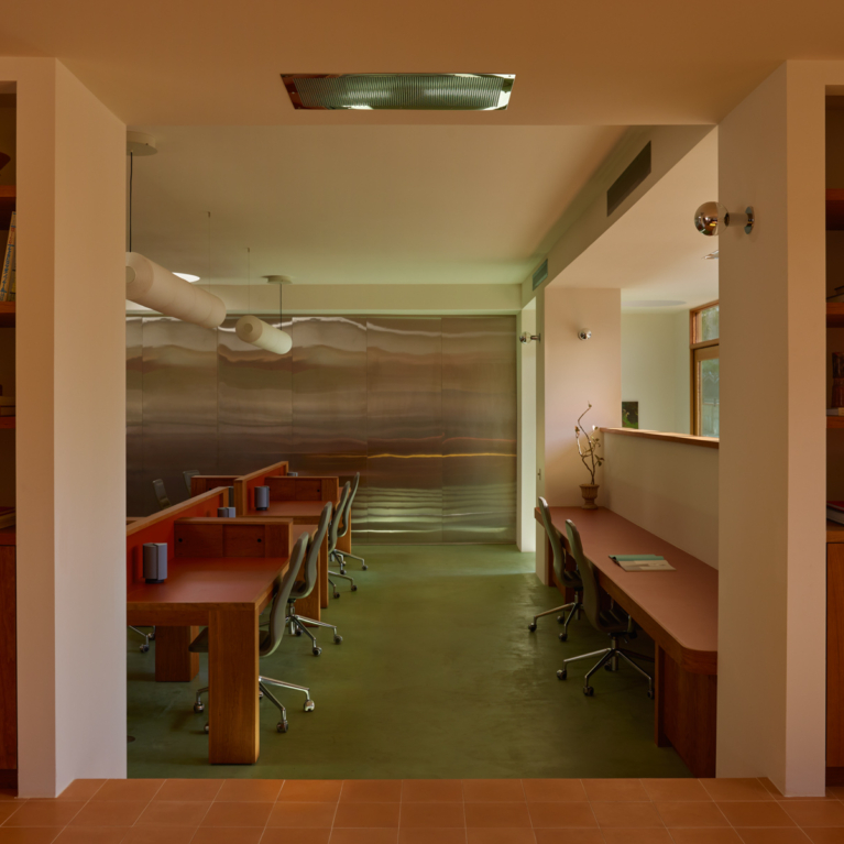 Day Job Office By 22re Issue 20 Feature The Local Project Image (1)