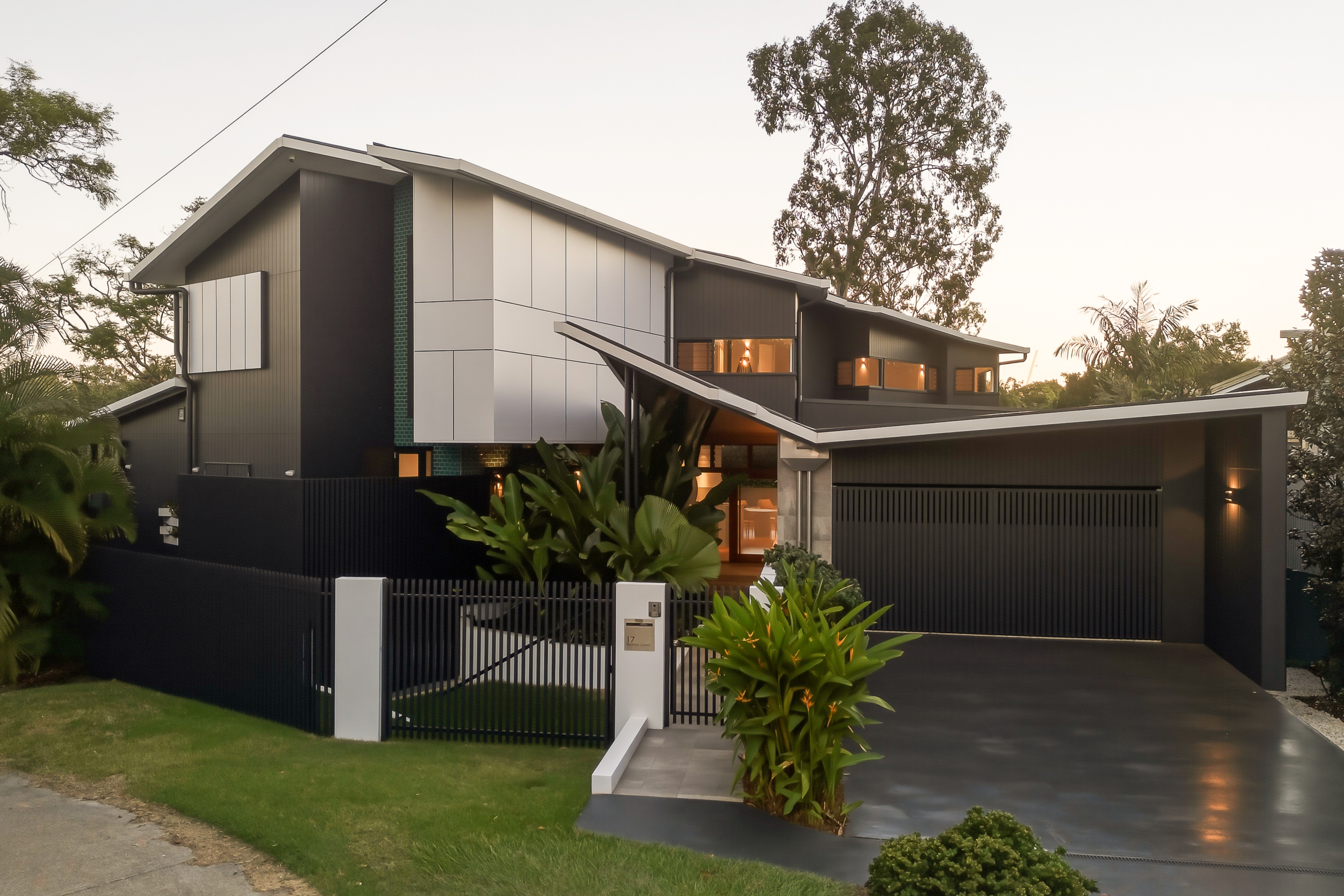 17 Bodalla Street Norman Park Qld 4170 Image (1)