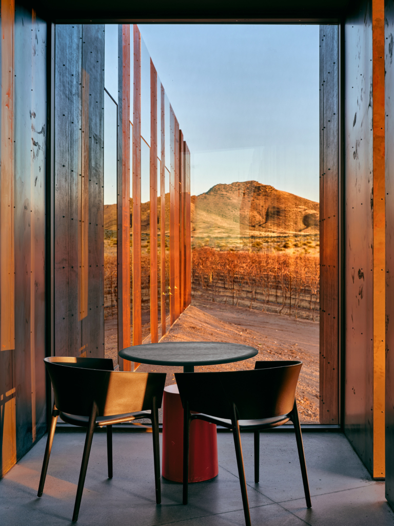 Los Milics Vineyards Tasting Room By Chen Suchart Studio Issue 20 Feature The Local Project Image (10)