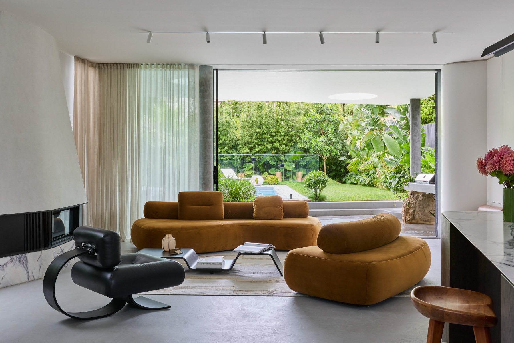 Sasso Nero By Buck&simple The Local Project Image (1)