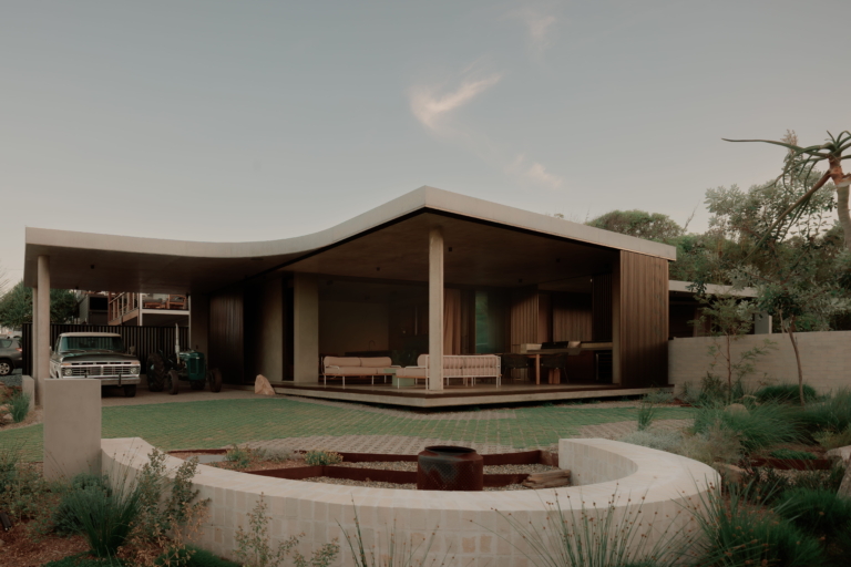 Arrawarra Beach House By Reece Keil Design, Ellyett Architecture And Interior Design And Jtech Design & Construct The Local Project Image (30)