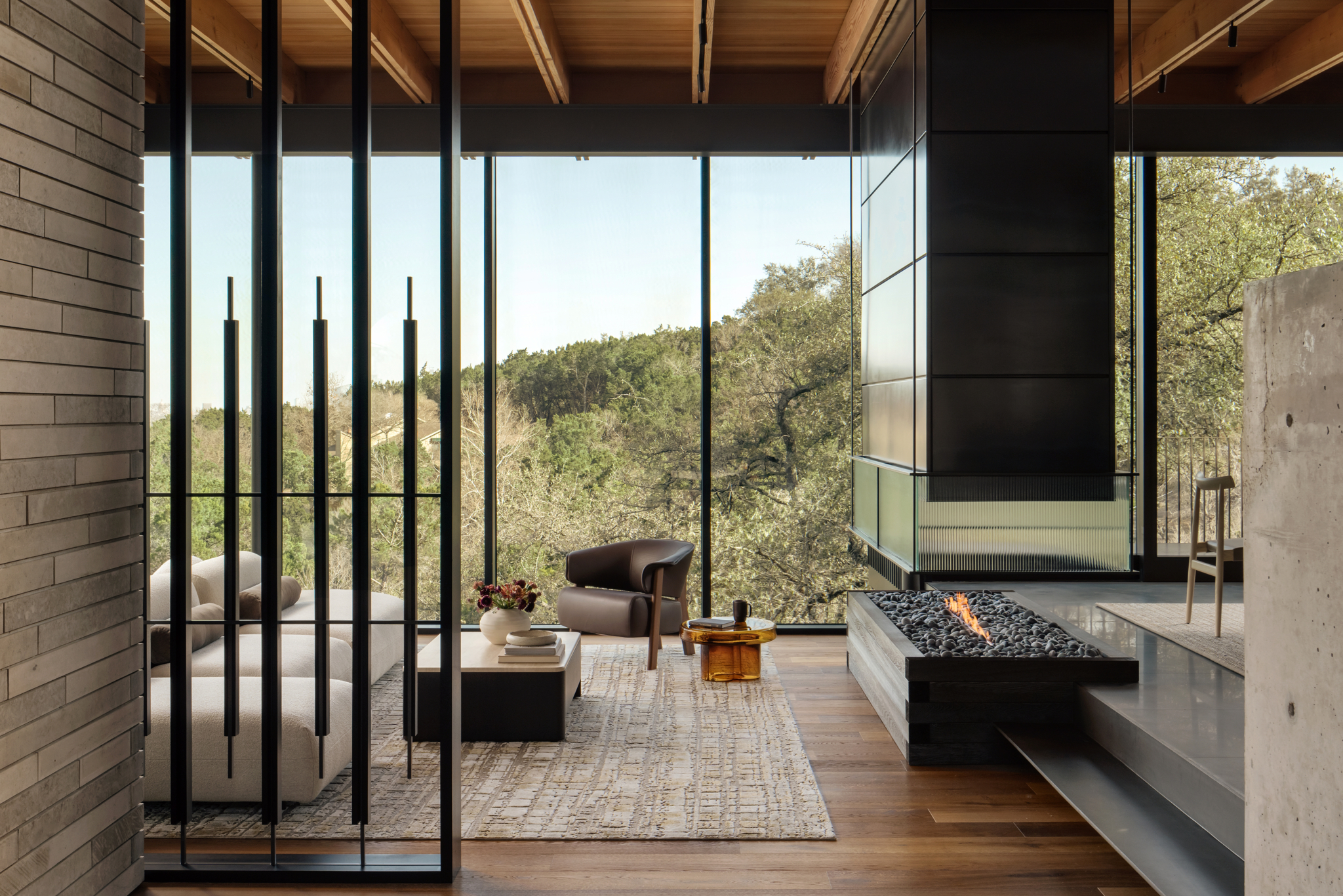 Terrace Mountain Residence by A Parallel Architecture and Allison Burke ...