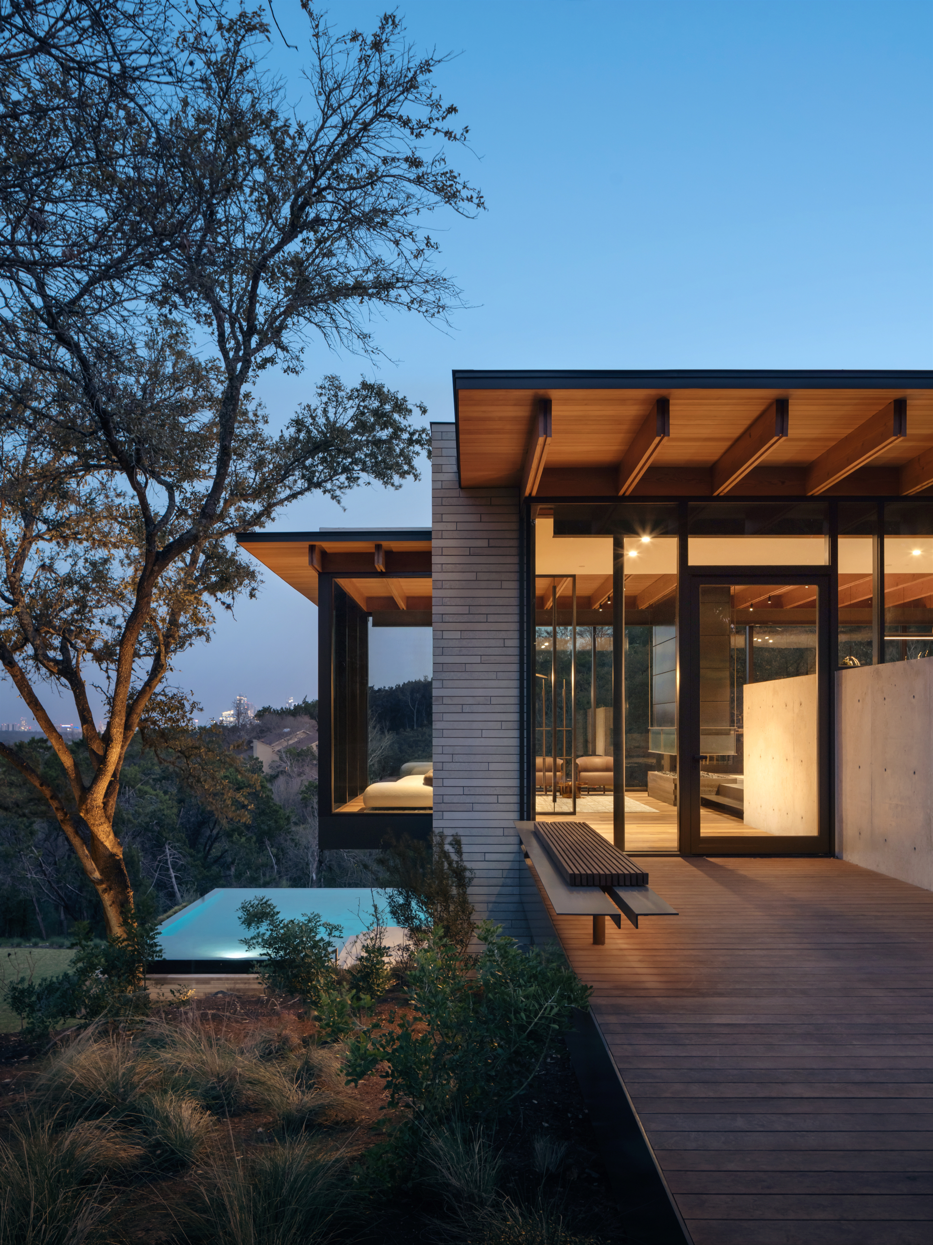 Terrace Mountain Residence by A Parallel Architecture and Allison Burke ...