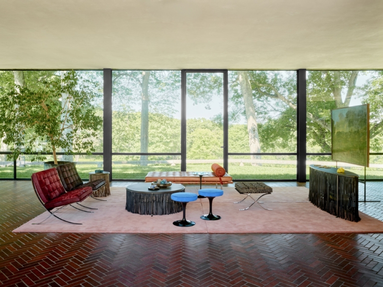 A Modernist Dialogue Knoll At The Glass House Summer Party The Local Project Image (4)