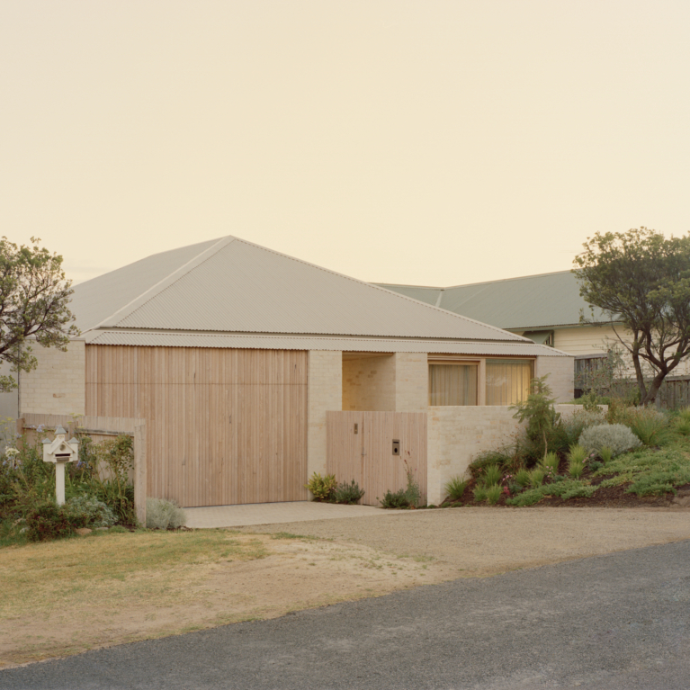 Sorrento House By Victoria Merrett Architects The Local Project Image (1)