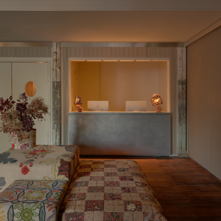 Pocketbook Hudson Hotel And Baths By Charlap Hyman & Herrero Issue 21 Feature The Local Project Image (1)